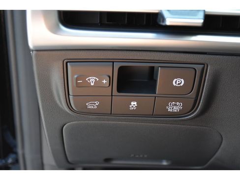 New 2025 Hyundai Tucson Limited image 22