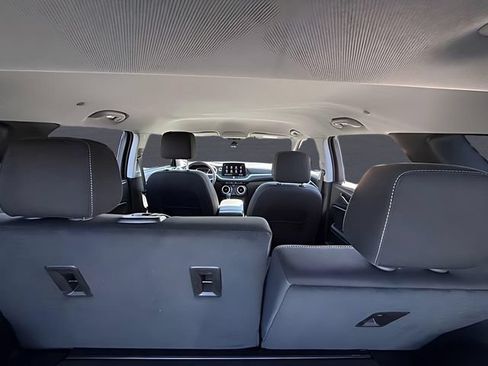 Used 2025 Chevrolet Blazer LT AWD/4WD image 25