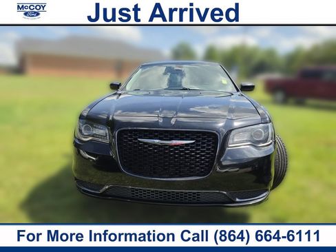 Used 2018 Chrysler 300 Touring w/ Sport Appearance Package RWD image 1