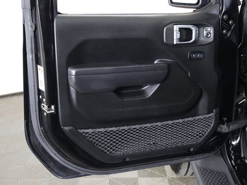 Used 2022 Jeep Wrangler Unlimited Sport image 21