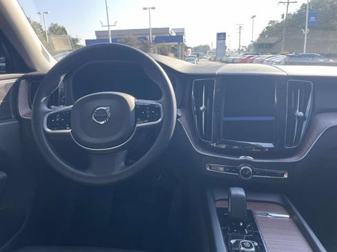 Used 2024 Volvo XC60 B5 Plus w/ Protection Package Premier AWD/4WD image 15