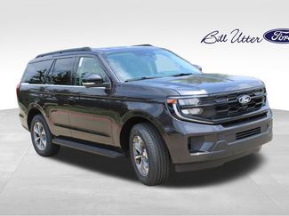 New 2027 Ford Expedition Active RWD video 2