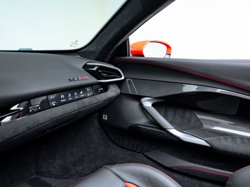 Used 2023 Ferrari 296 GTS image 65