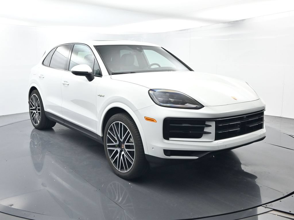 Certified 2026 Porsche Cayenne E-Hybrid AWD/4WD image 17
