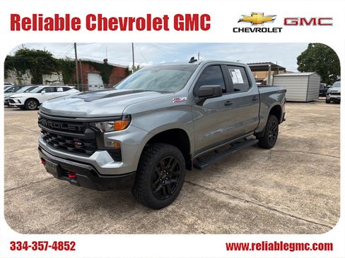 Used 2026 Chevrolet Silverado 1500 Custom Trail Boss AWD/4WD image 1