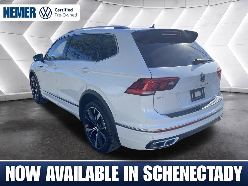 Used 2023 Volkswagen Tiguan SEL R-Line AWD/4WD image 3
