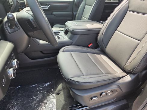 New 2026 GMC Sierra 2500 Denali w/ Denali Reserve Package AWD/4WD image 29