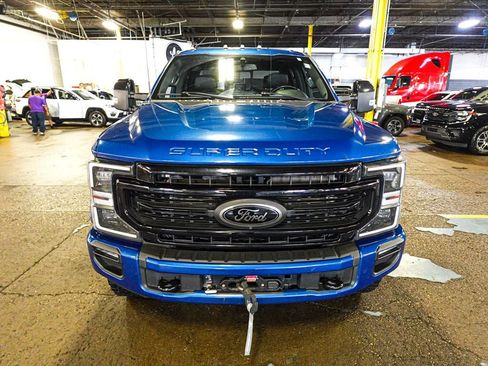 Used 2022 Ford F250 Lariat w/ Tremor Off-Road Package AWD/4WD image 2