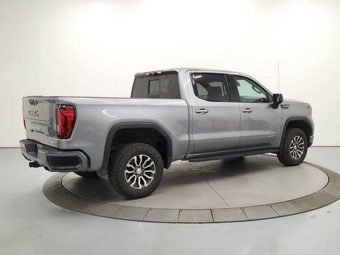 Used 2023 GMC Sierra 1500 AT4 w/ Technology Package AWD/4WD image 7