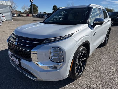 New 2025 Mitsubishi Outlander SEL AWD/4WD image 3
