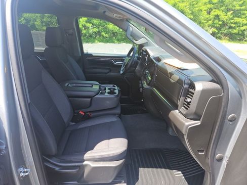 Used 2023 Chevrolet Silverado 1500 RST w/ Z71 Off-Road Package AWD/4WD image 33