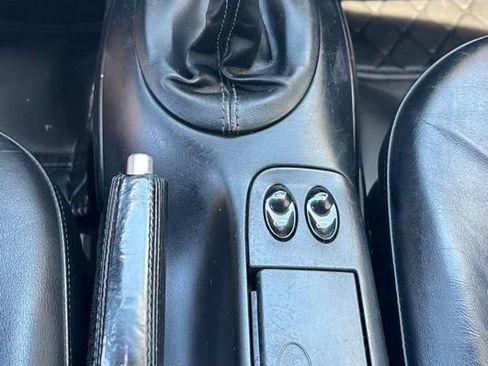 Used 2000 Porsche 911 Carrera RWD image 17