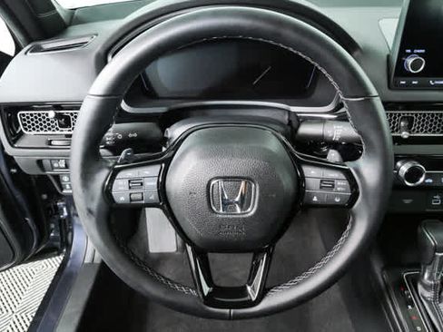Used 2023 Honda Civic Sport image 8