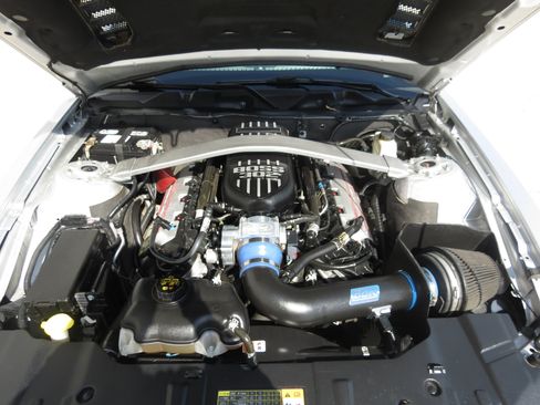Used 2014 Ford Mustang GT w/ Equipment Group 301A RWD image 12