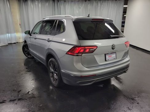 Used 2022 Volkswagen Tiguan SE AWD/4WD image 6