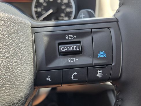 Used 2026 Nissan Rogue Dark Armor FWD image 24