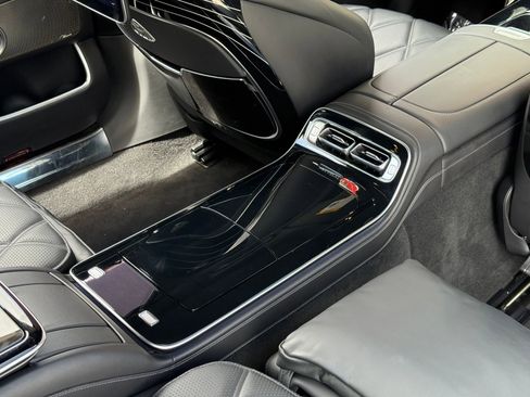 Used 2024 Mercedes-Benz Maybach S 580 4MATIC w/ Manufaktur Leather Package image 35
