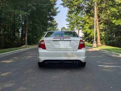 Used 2012 Ford Fusion SE FWD image 9