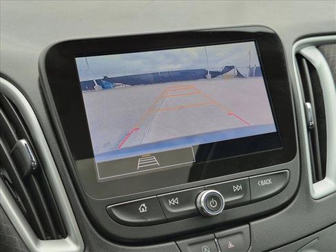 Used 2023 Chevrolet Malibu LT FWD image 11