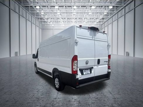 Used 2025 RAM ProMaster 3500 w/ Quick Order Package 24G SLT FWD image 3