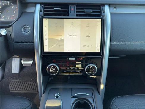 New 2025 Land Rover Discovery Dynamic SE AWD/4WD image 22
