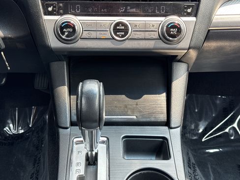 Used 2015 Subaru Legacy 2.5i Premium AWD/4WD image 11