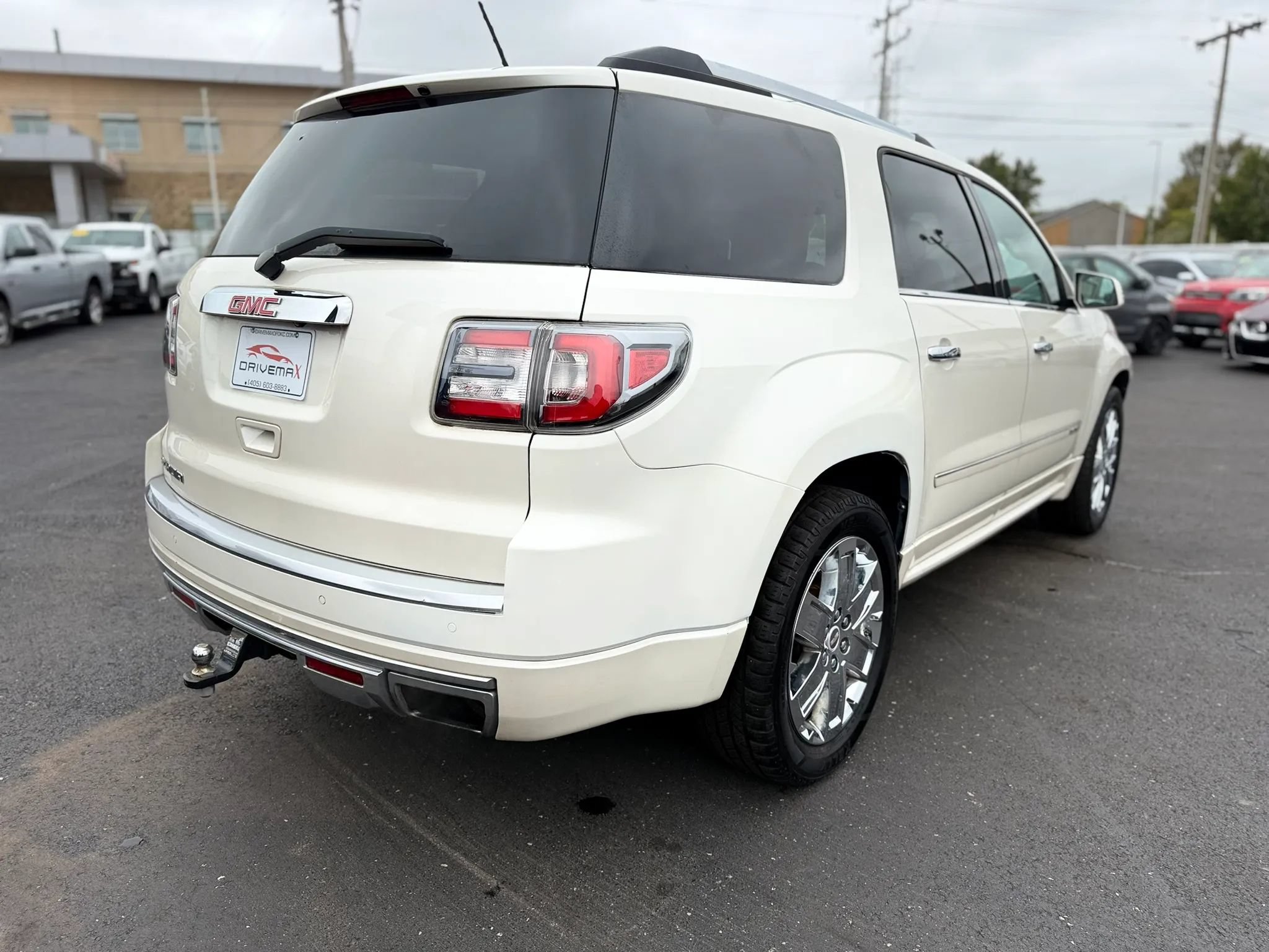 Used 2014 GMC Acadia Denali FWD image 3