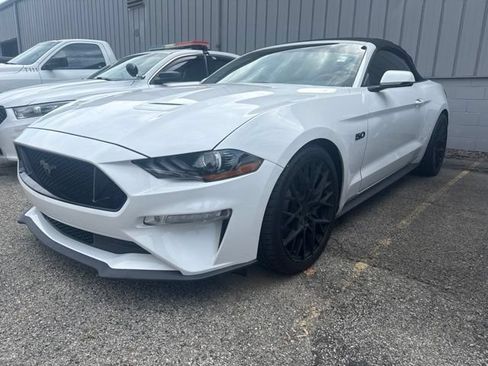 Used 2020 Ford Mustang GT Premium RWD image 3