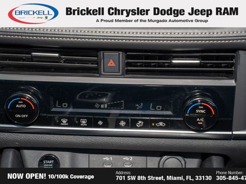 Used 2025 Nissan Rogue SV image 23