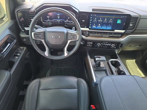 Used 2023 Chevrolet Silverado 1500 RST w/ Convenience Package II AWD/4WD image 12