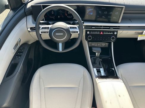 New 2025 Hyundai Tucson SEL image 22