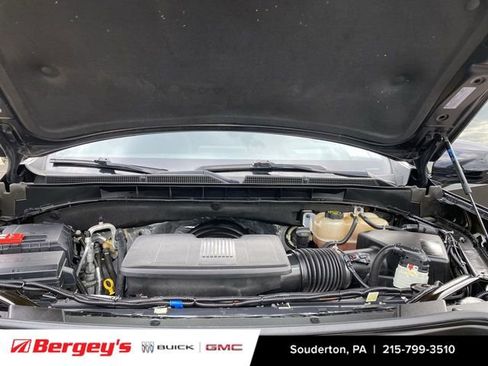 Certified 2023 GMC Yukon AT4 w/ AT4 Premium Plus Package AWD/4WD image 34