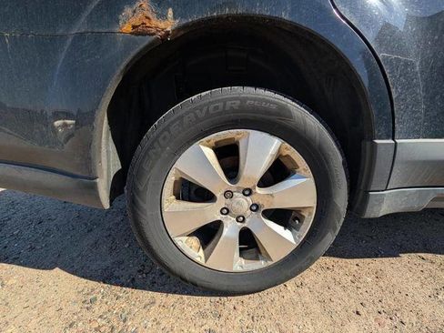 Used 2010 Subaru Outback 3.6R Limited AWD/4WD image 16