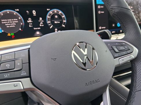 New 2026 Volkswagen Tiguan SEL R-Line AWD/4WD image 20
