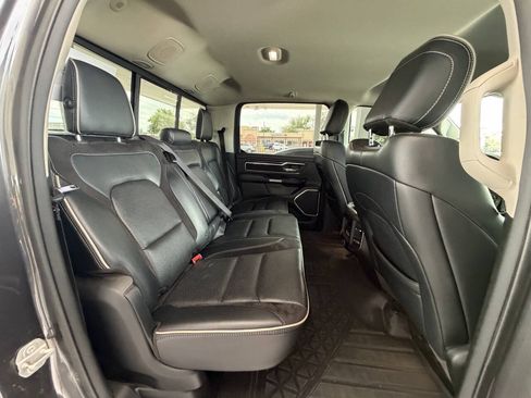 Used 2022 RAM 1500 Laramie AWD/4WD image 18
