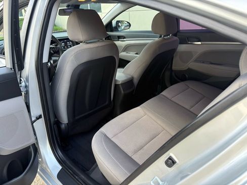 Used 2019 Hyundai Elantra SEL FWD image 21