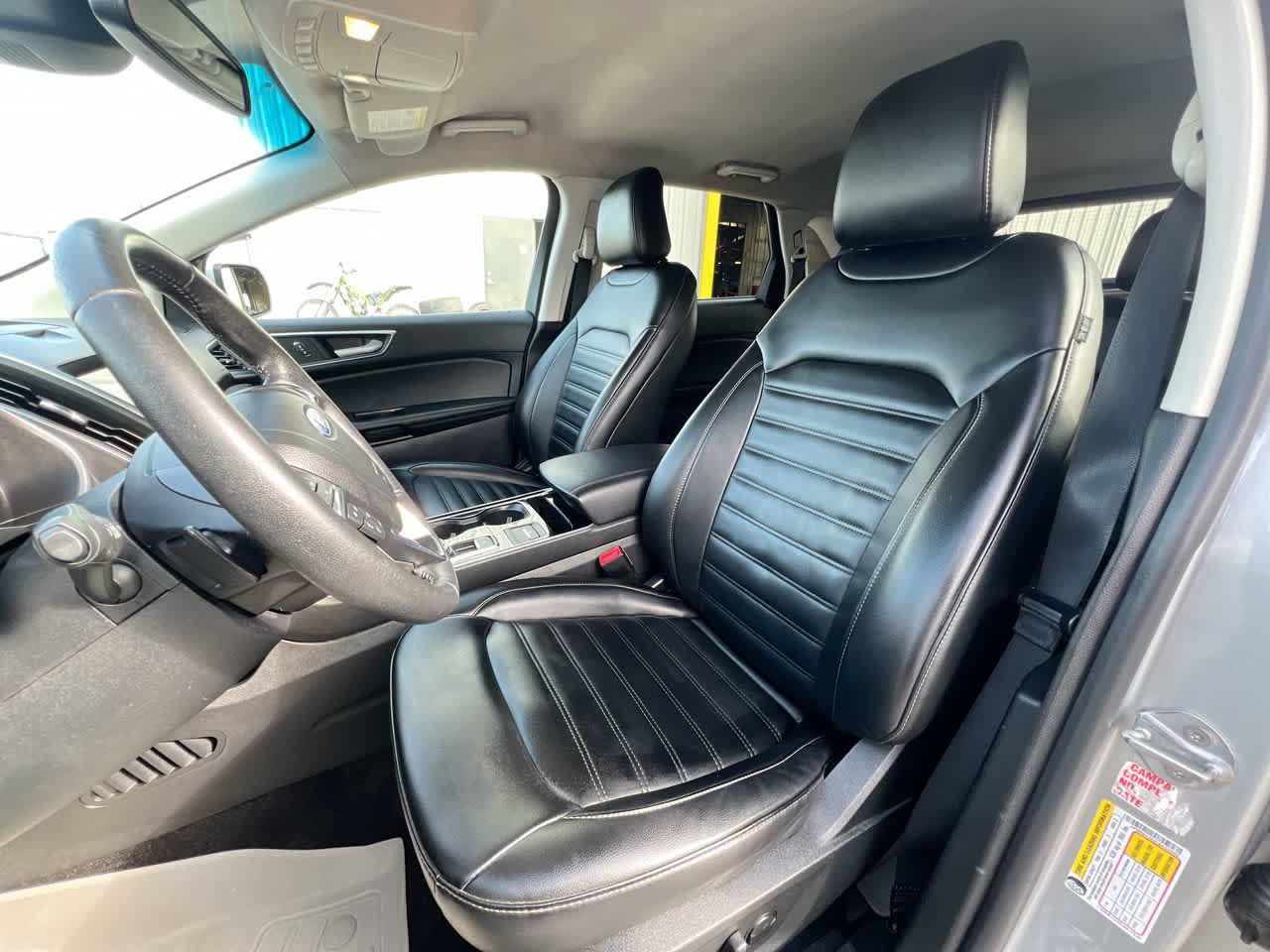 Used 2020 Ford Edge SEL AWD/4WD image 11