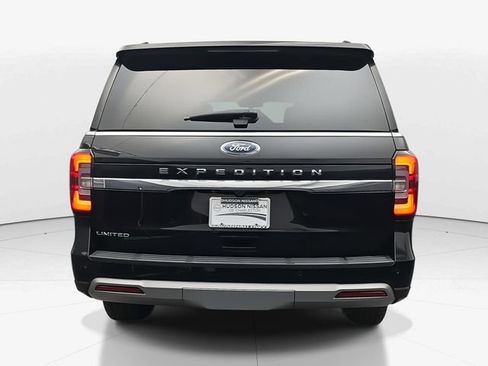Used 2024 Ford Expedition Limited image 8