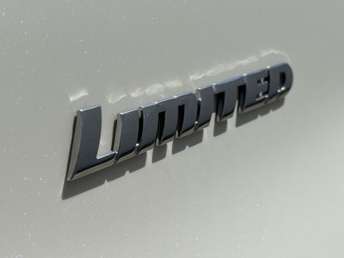 Certified 2023 Toyota 4Runner Limited AWD/4WD image 9
