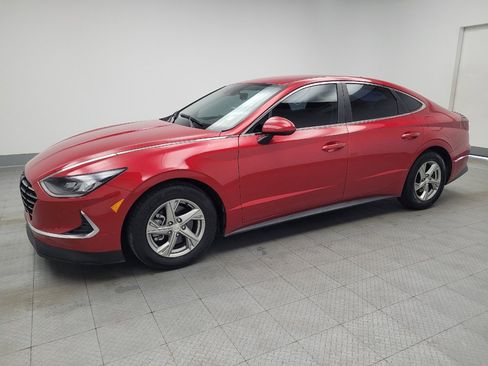 Used 2022 Hyundai Sonata SE image 2
