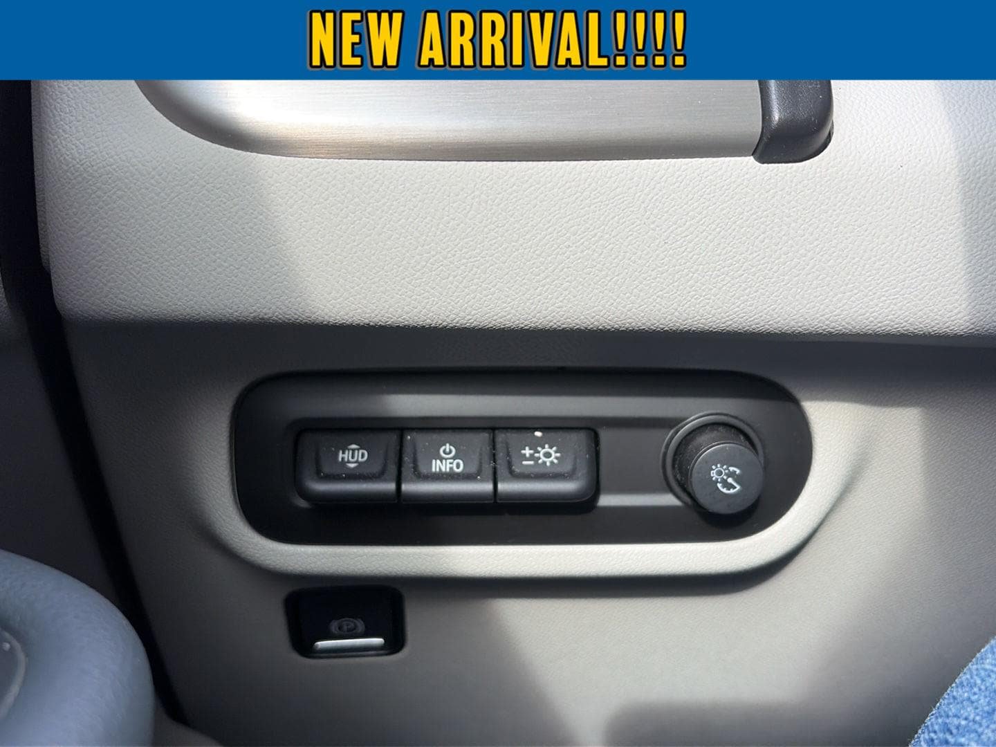 Used 2023 GMC Terrain Denali AWD/4WD image 17