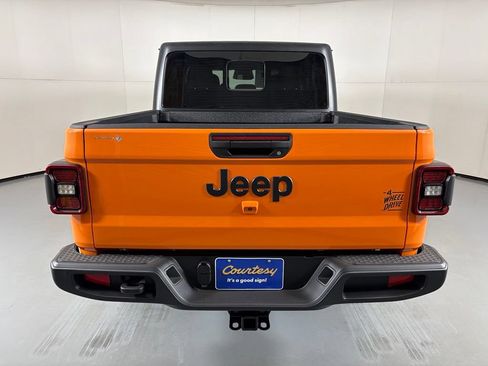 New 2026 Jeep Gladiator Mojave AWD/4WD image 7
