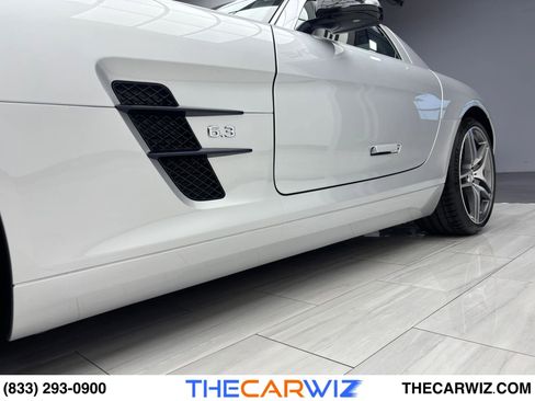 Used 2013 Mercedes-Benz SLS AMG GT Coupe image 22