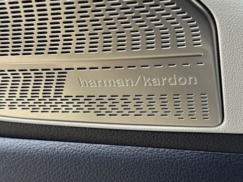 Used 2022 Hyundai Palisade Calligraphy image 17