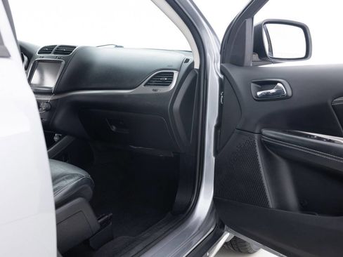 Used 2018 Dodge Journey Crossroad AWD/4WD image 28