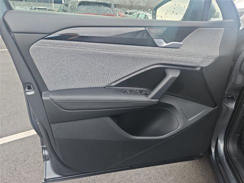 New 2026 Volkswagen Tiguan S image 12