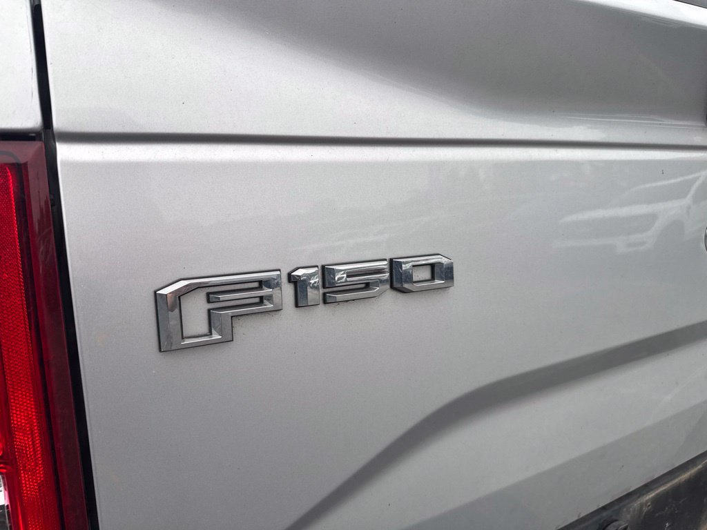 Used 2016 Ford F150 XLT w/ Equipment Group 302A Luxury AWD/4WD image 43