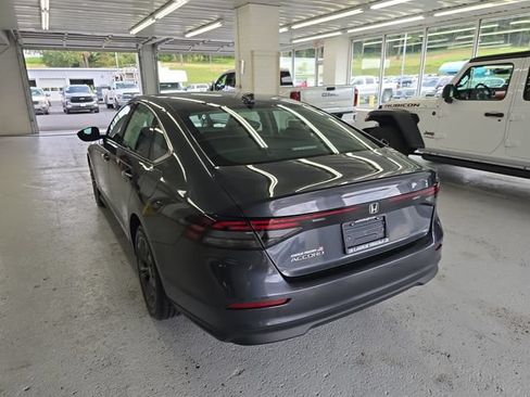 Used 2023 Honda Accord EX image 3