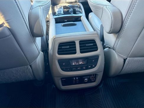 Used 2021 Honda Pilot Elite image 27