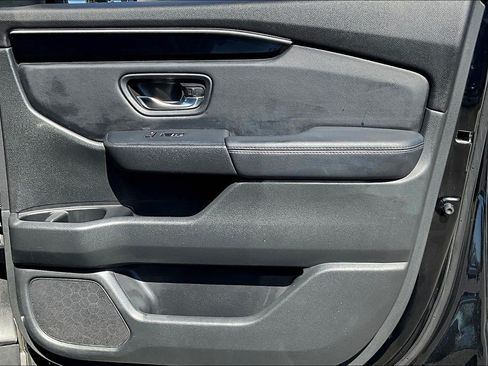 Used 2023 Honda Pilot EX-L image 18